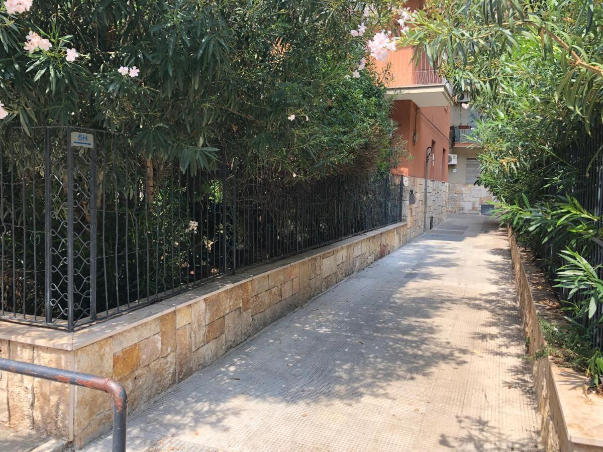 Garden View Salandra Apartment - Bari Policlinico المظهر الخارجي الصورة